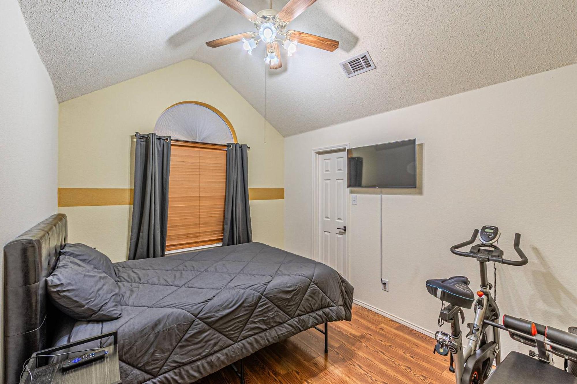 Pickleball Retreat Near Lake Ray Hubbard Rowlett Bagian luar foto